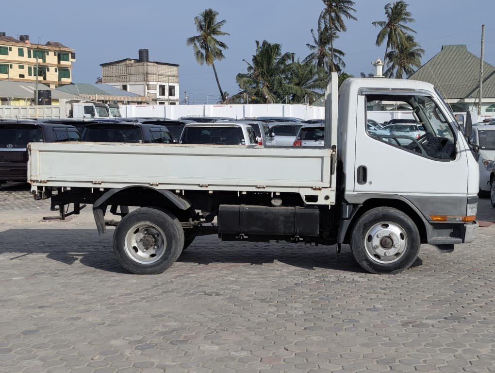 Truck image 8