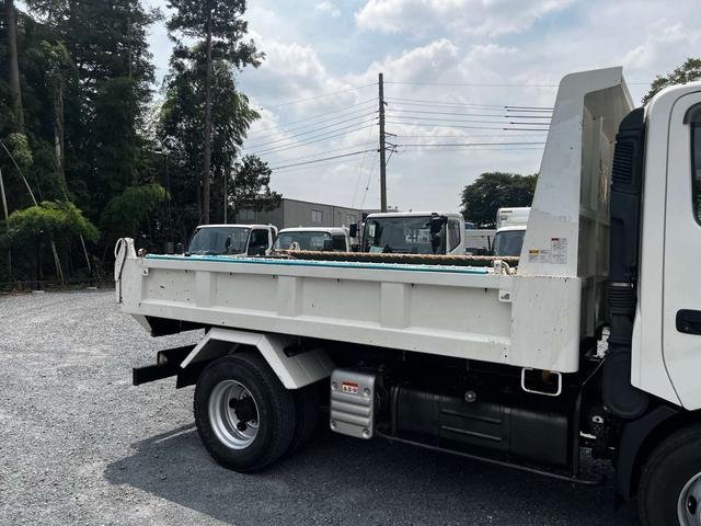 Truck image 2