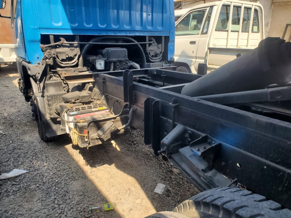 1998 Mitsubishi CANTER