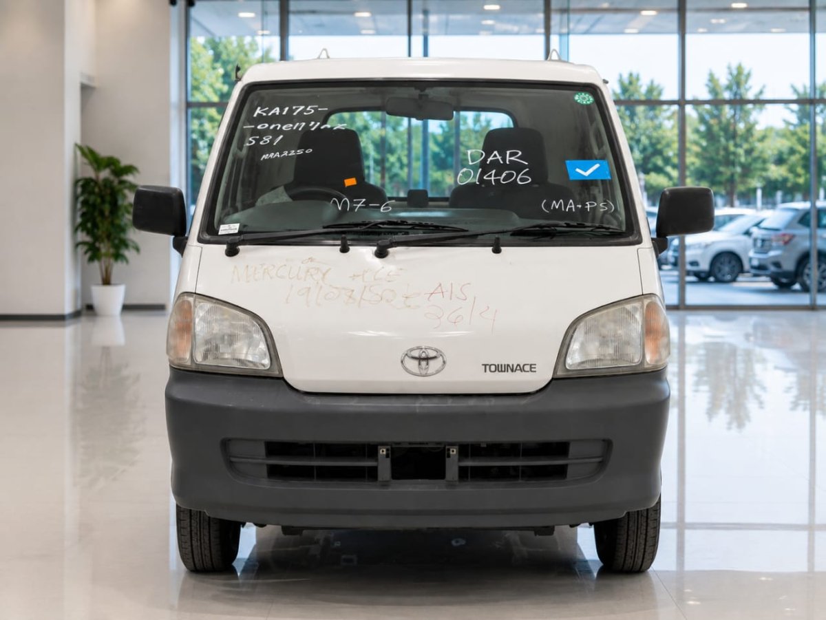 Truck image 11
