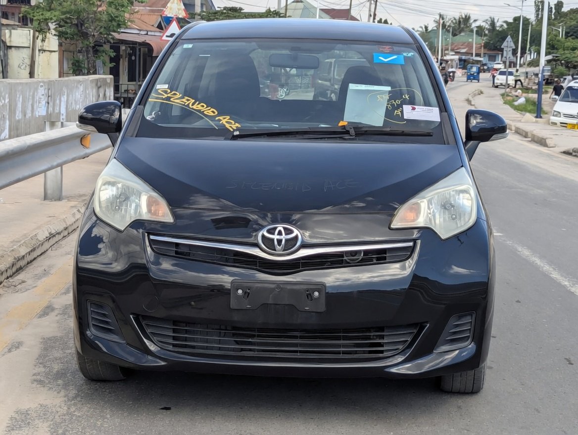 2011 Toyota RACTIS Petrol