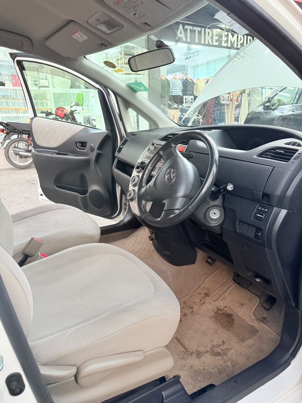 2007 Toyota RACTIS