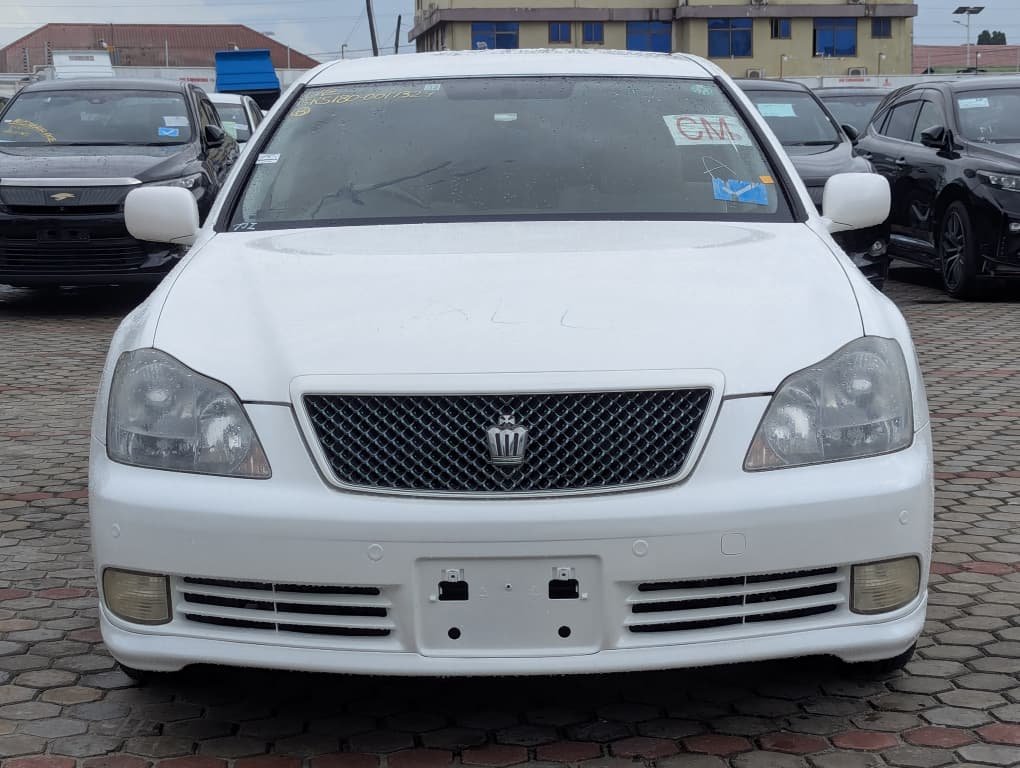 2004 Toyota Crown Petrol