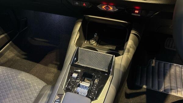 2026 DS Automobiles DS 4