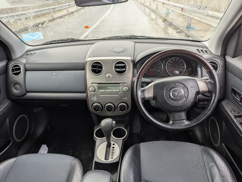 2008 Mazda Verisa