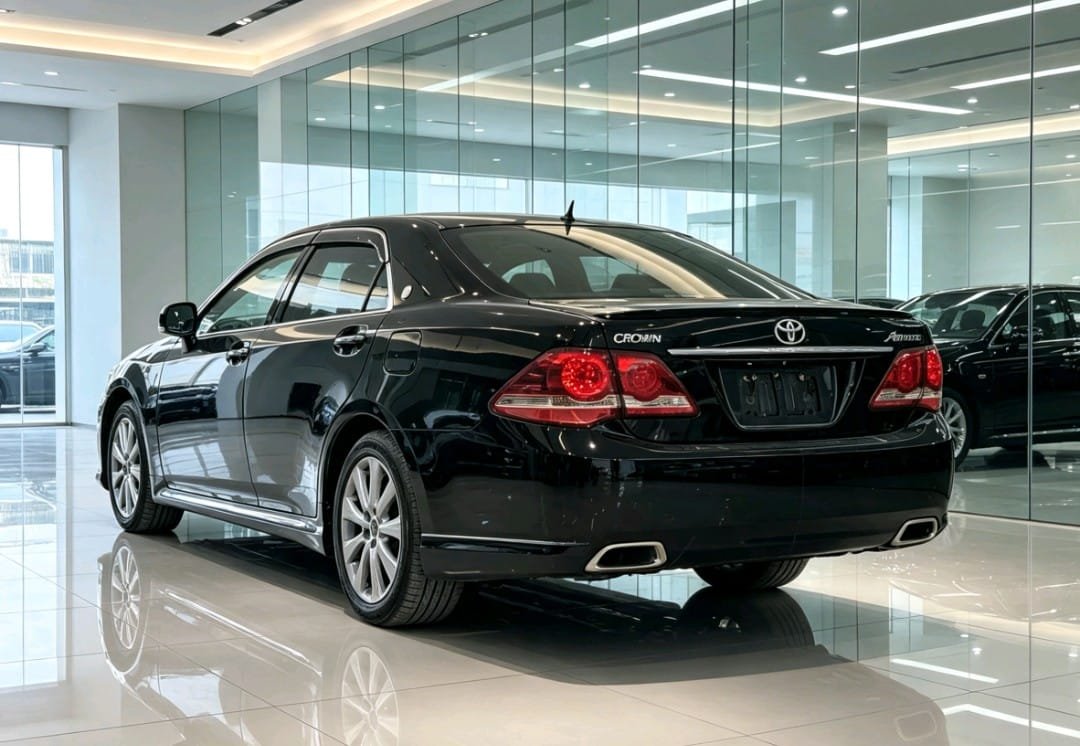 2008 Toyota Crown
