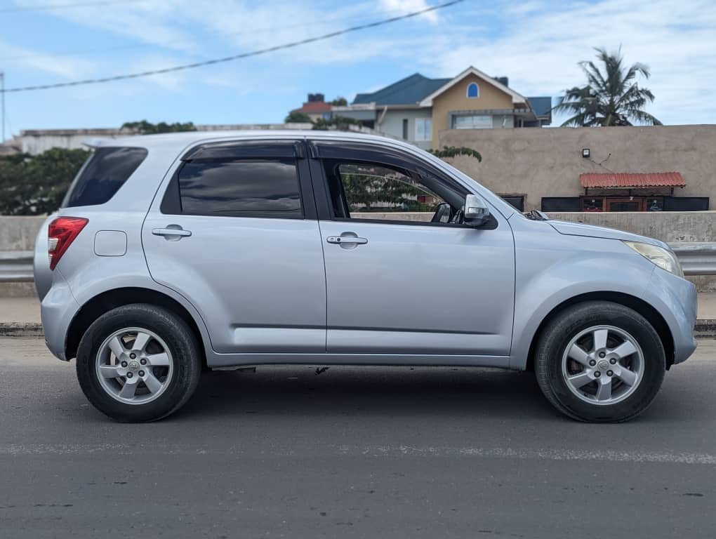 2006 Toyota RUSH