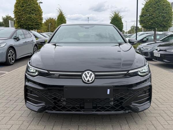2026 Volkswagen Golf Hybrid