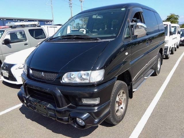2004 Mitsubishi DELICA SPACE GEAR