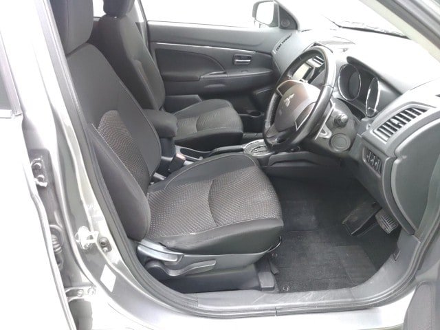 2014 Mitsubishi RVR