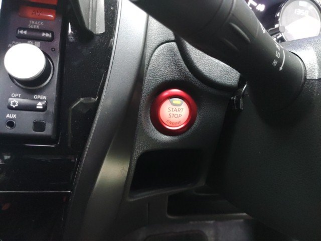 2016 Nissan NOTE