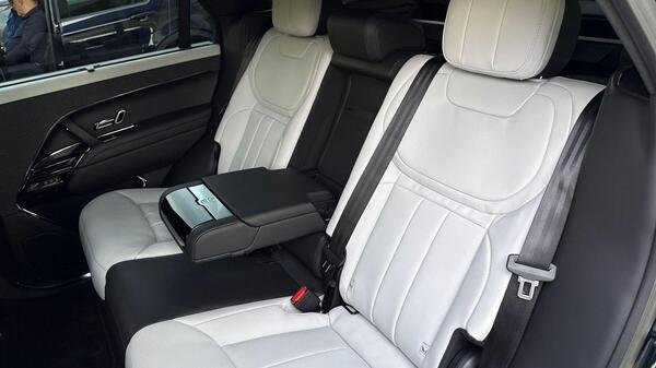 2026 Land Rover Range Rover Sport
