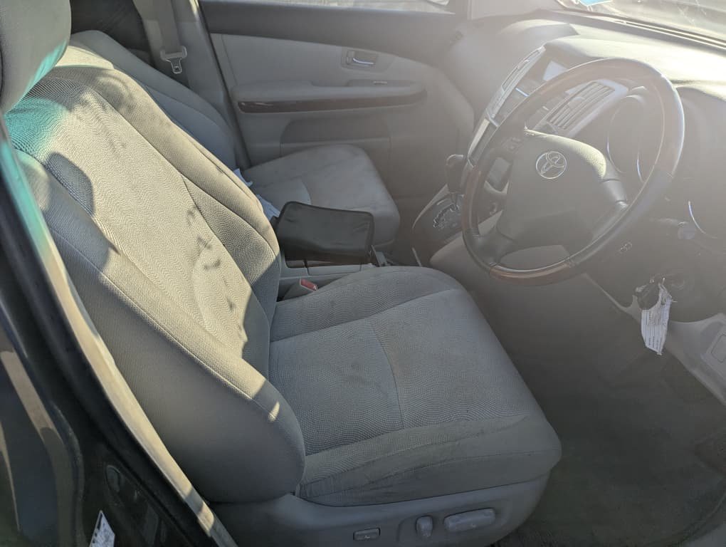 2005 Toyota HARRIER