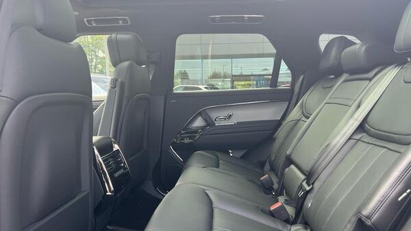 2026 Land Rover Range Rover Sport