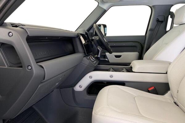 2026 Land Rover Defender