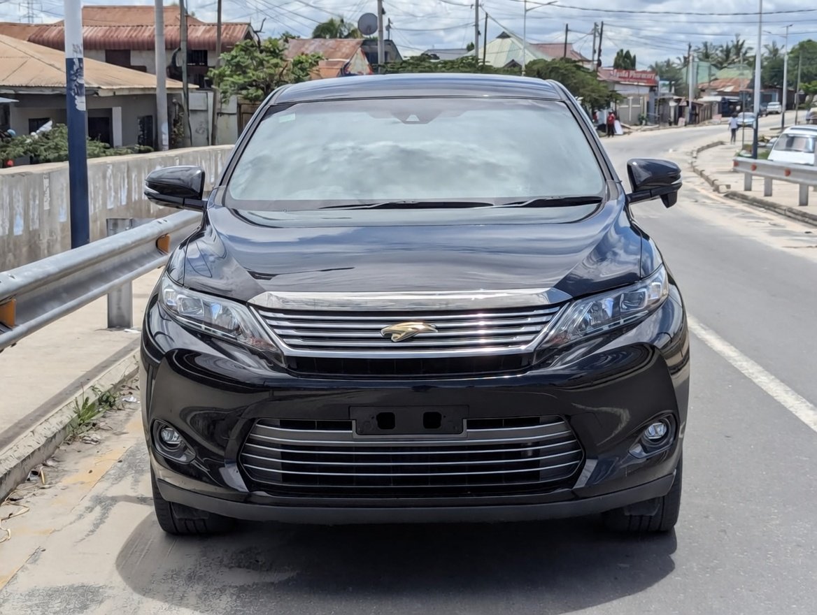 2017 Toyota HARRIER Petrol