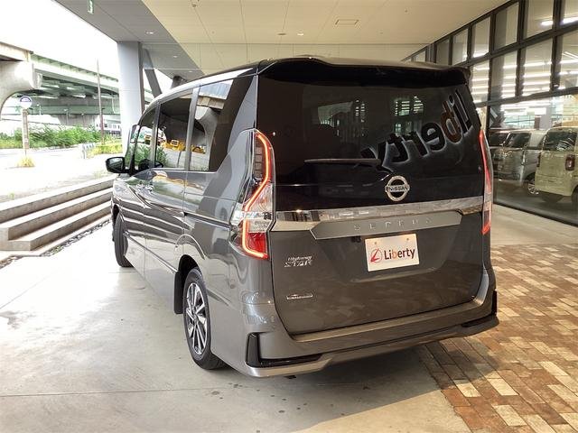 2016 Nissan SERENA