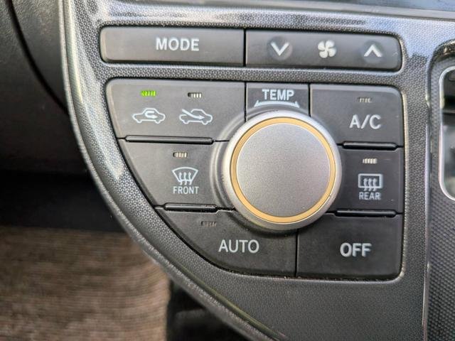 2005 Toyota WISH
