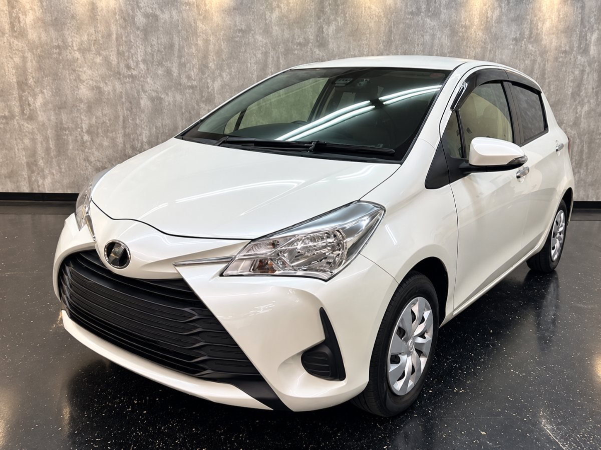 2017 Toyota Vitz
