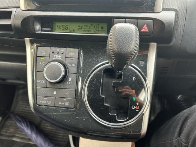 2015 Toyota WISH