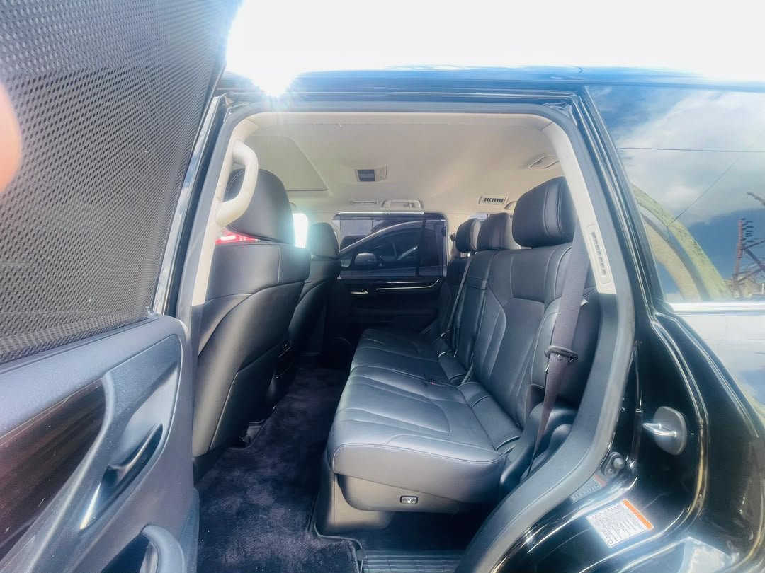 2017 Lexus LX