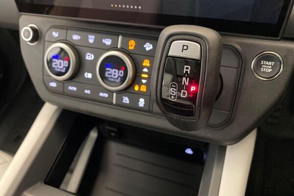 2026 Land Rover Defender