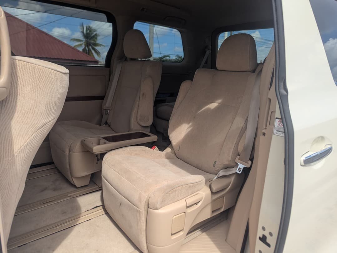 2009 Toyota ALPHARD 