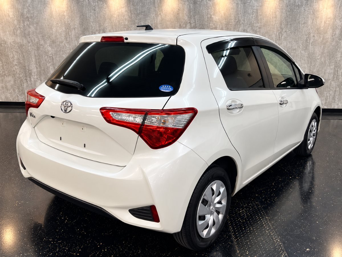 2017 Toyota Vitz