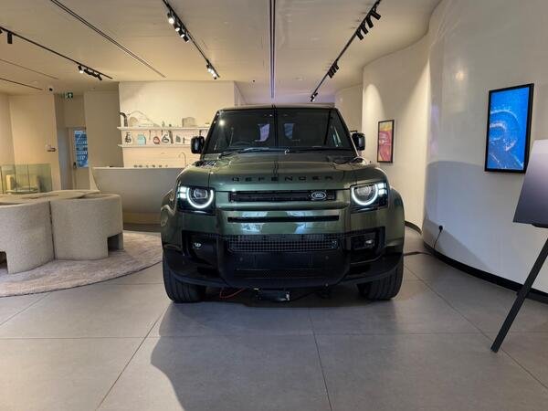 2026 Land Rover Defender Diesel