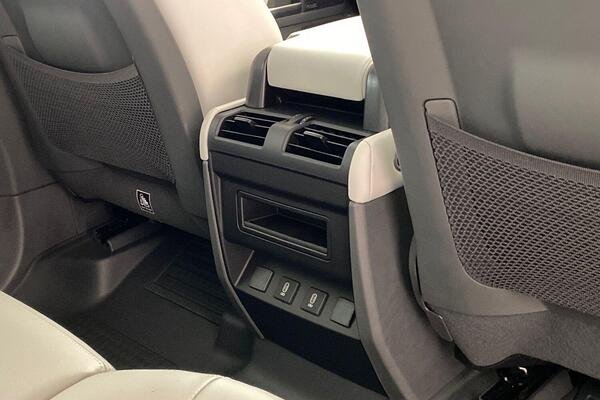 2026 Land Rover Defender