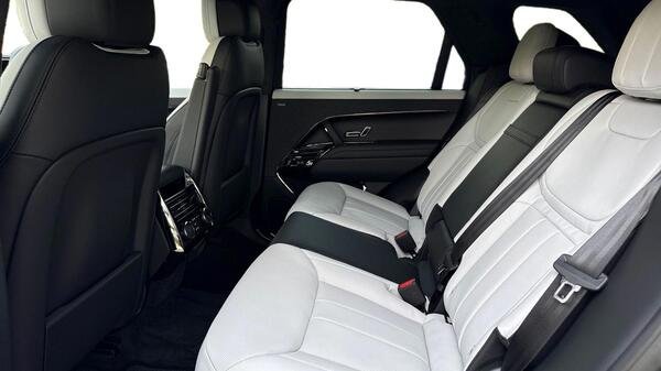 2026 Land Rover Range Rover Sport