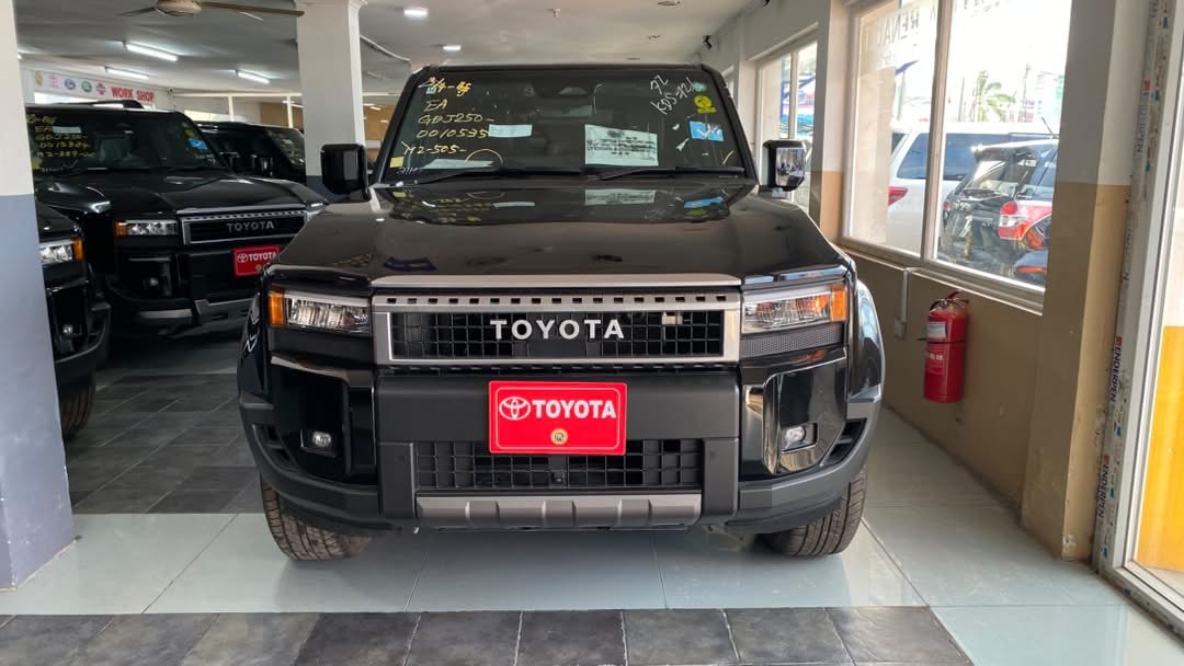 Toyota LAND CRUISER 250