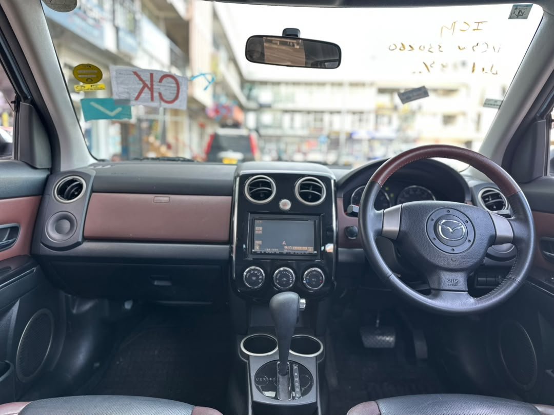 2009 Mazda Verisa