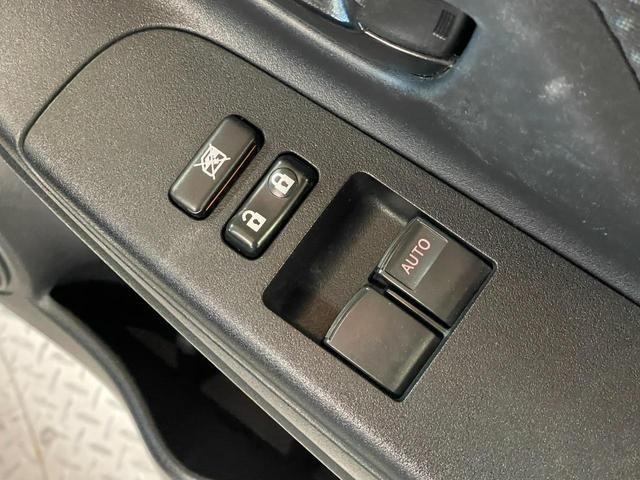 2015 Toyota Vitz