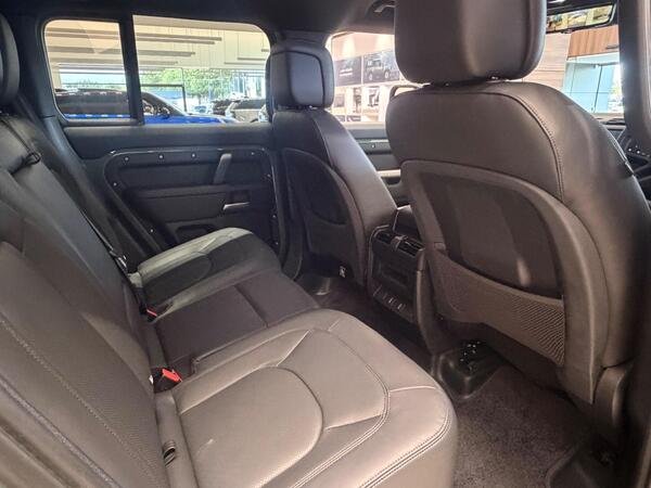 2026 Land Rover Defender
