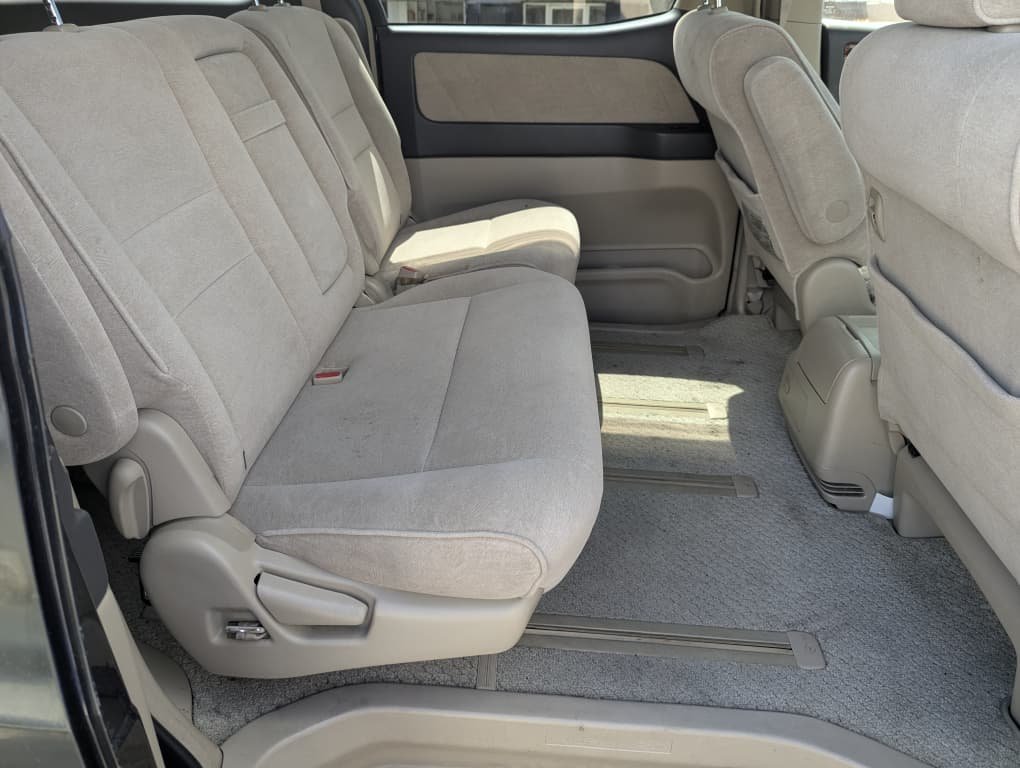 2004 Toyota ALPHARD 