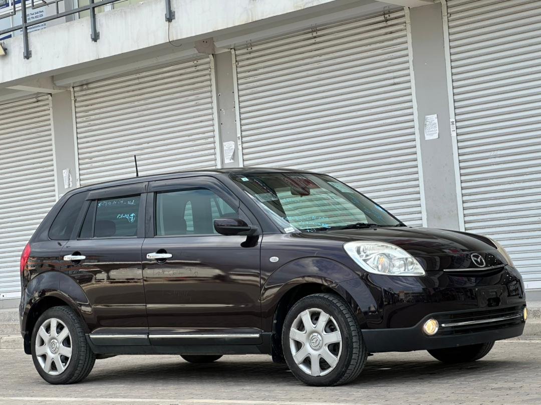 2007 Mazda Verisa