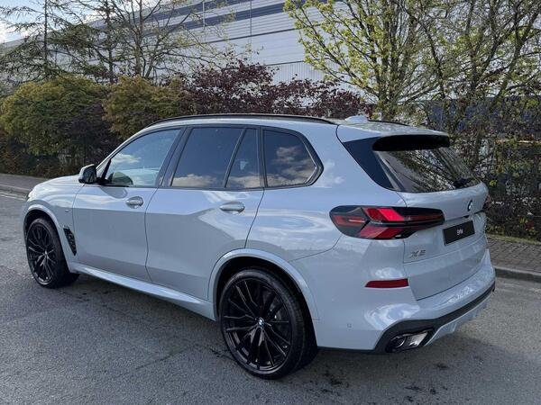 2025 BMW X5
