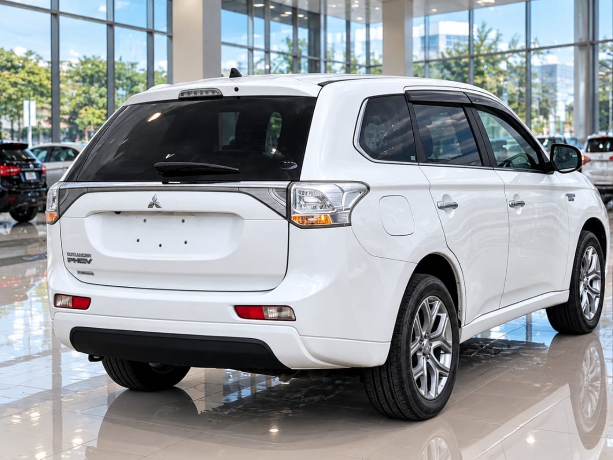 2012 Mitsubishi Outlander PHEV