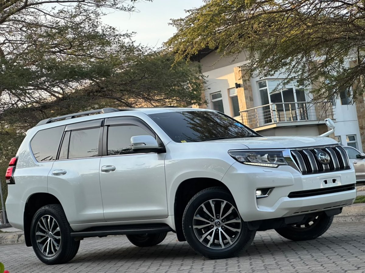 2021 Toyota Land Cruiser