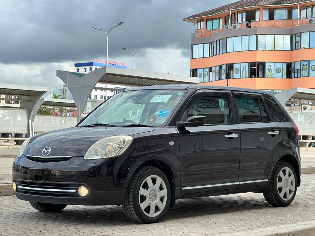 2007 Mazda Verisa