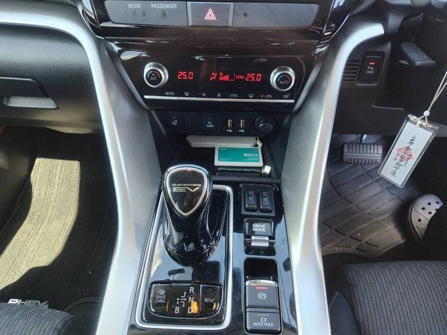 2024 Mitsubishi ECLIPSE CROSS PHEV