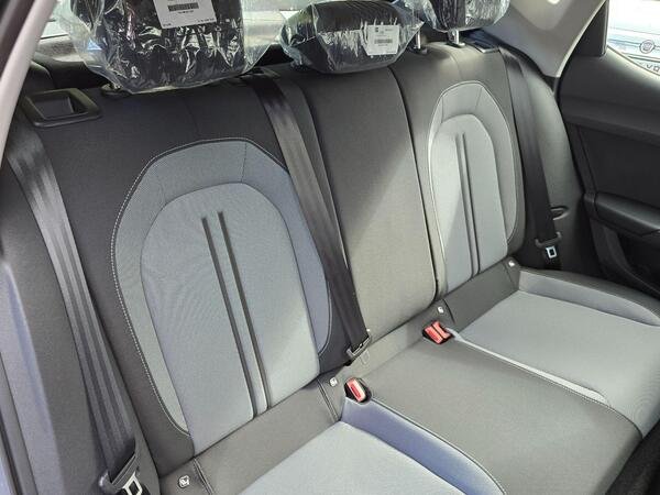 2026 SEAT Leon