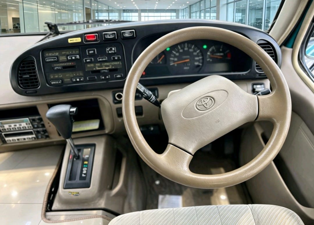 2003 Toyota COASTER