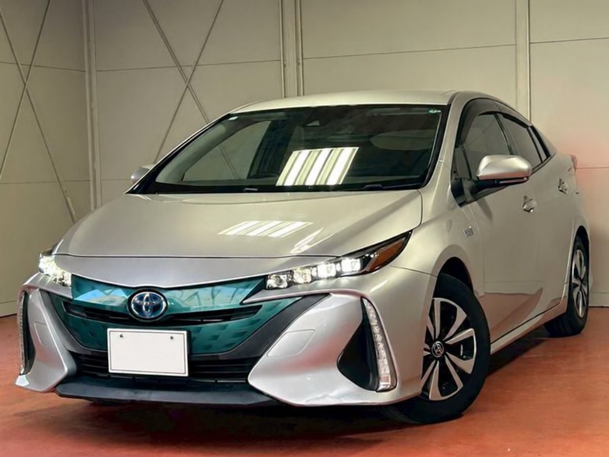2017 Toyota PRIUS PHV Plug-in Hybrid