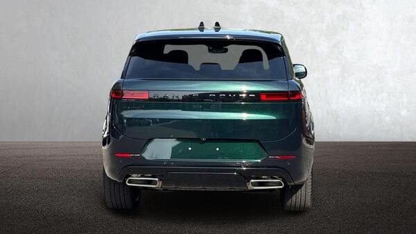 2026 Land Rover Range Rover Sport