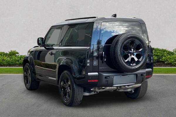 2026 Land Rover Defender