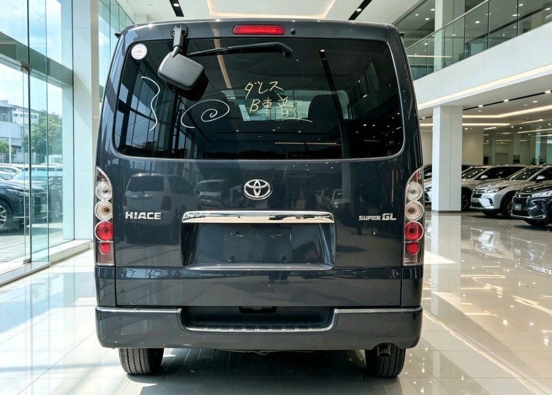 2010 Toyota HIACE VAN