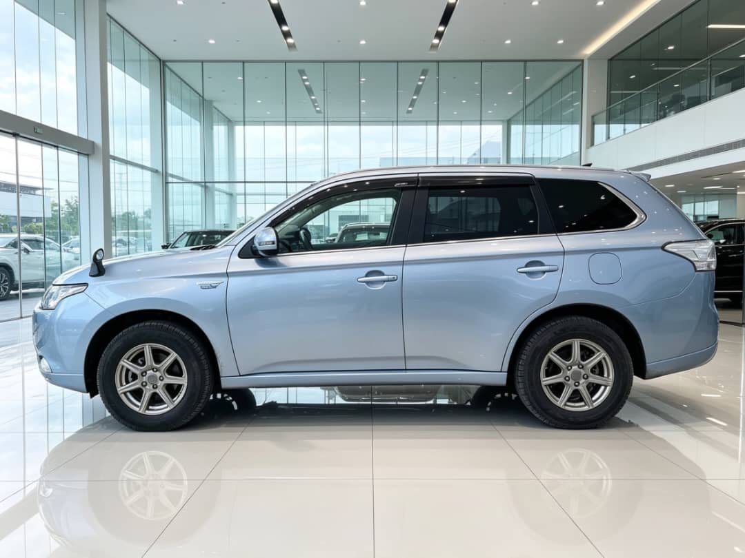 2014 Mitsubishi Outlander PHEV