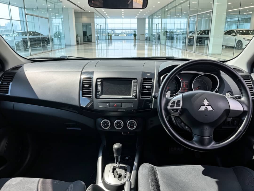 2014 Mitsubishi Outlander PHEV
